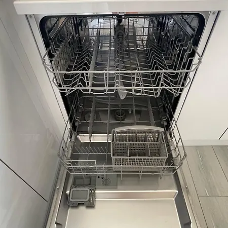 Familiale Climatisee, Proche & Lacs * بورت-لا-نوفيل